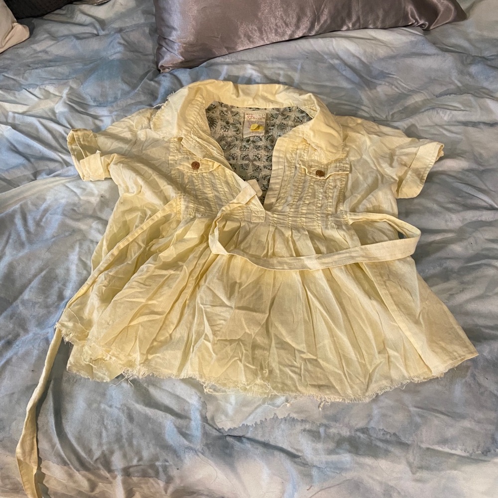 Embroidered raw edge top
